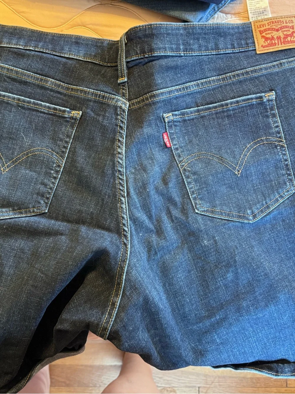 Levi’s Women’s Dark Blue Denim Jeans Shorts size 22